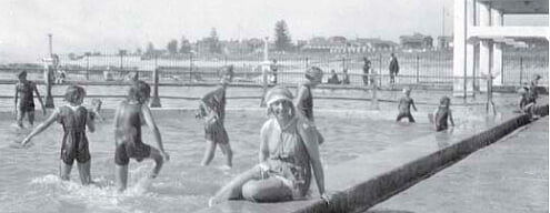 Агата Кристи обожала серфинг. Она первой из британок научилась делать pop up
